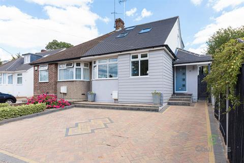 10 Harford Close, London, E4 7NH