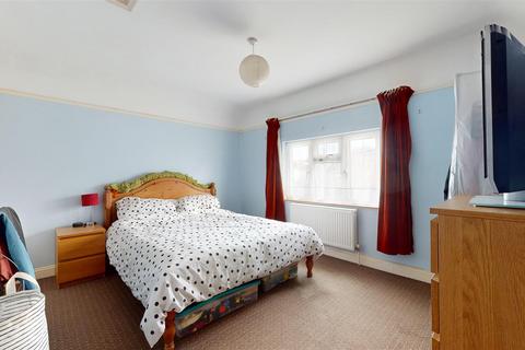 2 Glyn Vale, Bristol, BS3 5JG