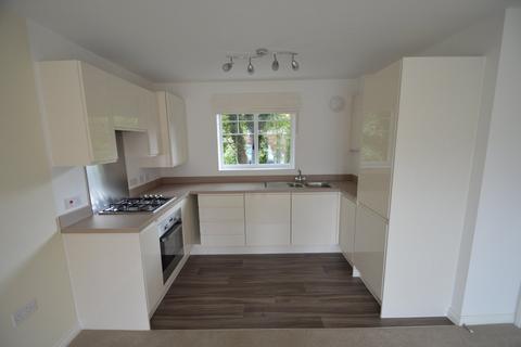 47 Fussell Way, Wollaston, Stourbridge, DY8 4GG