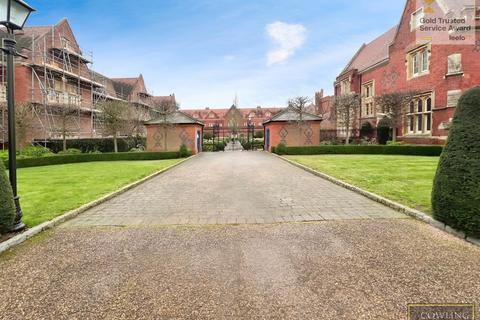 3 bedroom apartment to rent - The Galleries, Warley Brentwood