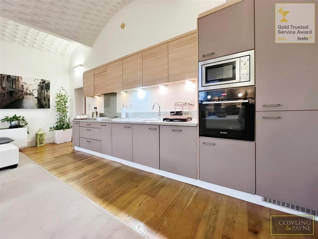 Kitchen/living/dining room