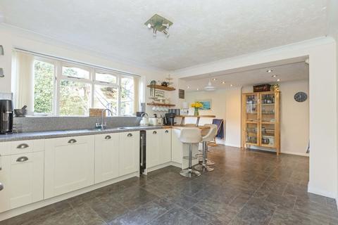 4 bedroom detached house for sale, Bowmans Close, Steyning