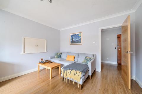 2 bedroom apartment to rent - Adelaide Road, Surbiton
