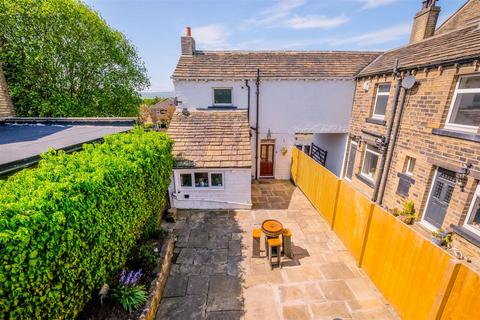 2 bedroom cottage for sale, Tanyard Road, Oakes, Huddersfield, HD3