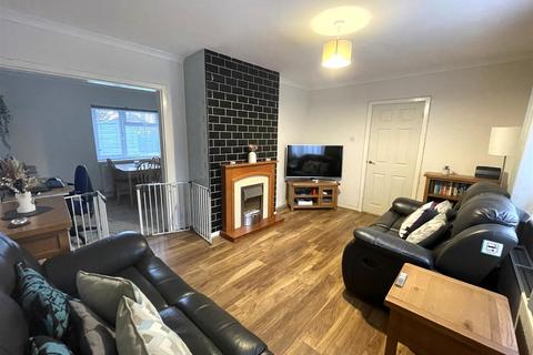 6 Brynhafod, Ammanford, SA18 3QH