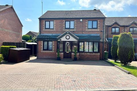 4 bedroom detached house for sale, Sherwood Close, Wood End, Atherstone