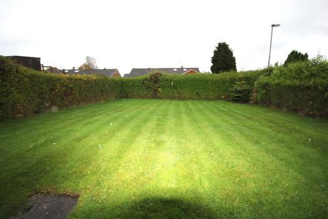 34 Dane Grove, Cheadle, Stoke-on-trent, ST10 1QS