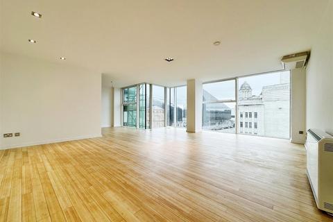 2 bedroom apartment for sale, Beetham Plaza, The Strand, Liverpool