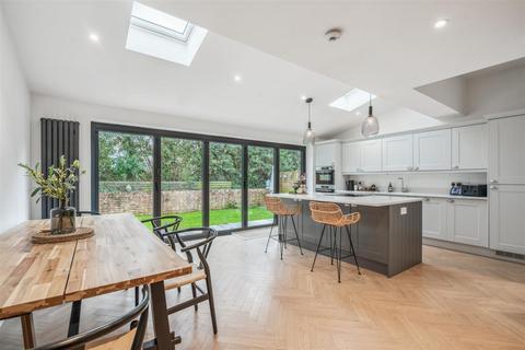 18 Ash Close, Watlington, OX49 5LW