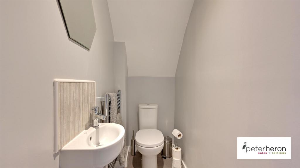 Cloakroom/WC