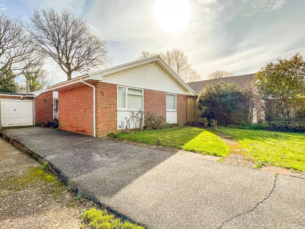 Norman Close, Battle, TN33 3 bed bungalow for sale £465,000