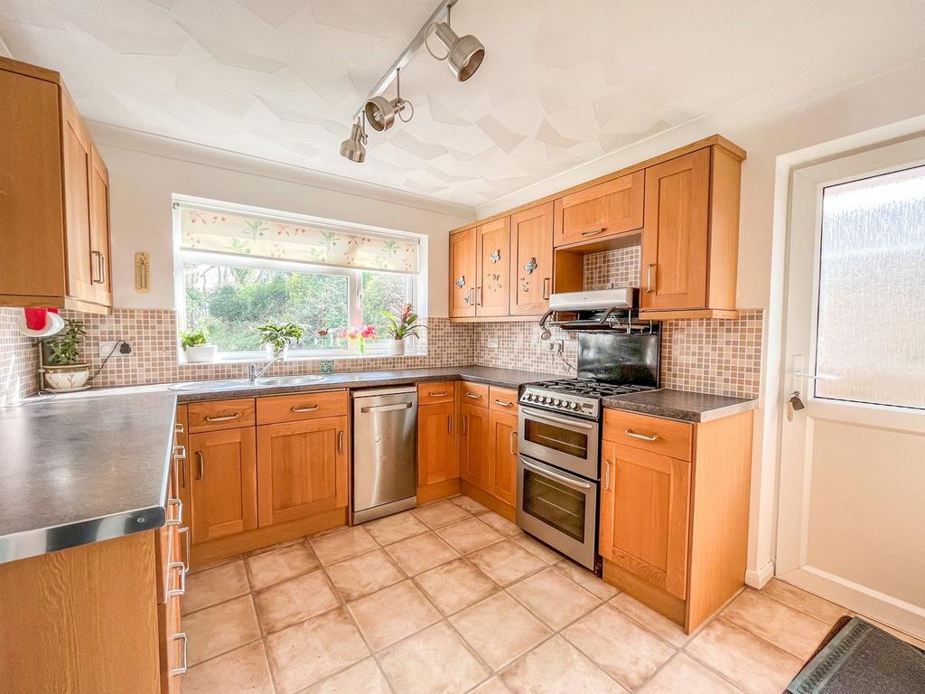 Norman Close, Battle, TN33 3 bed bungalow for sale £465,000
