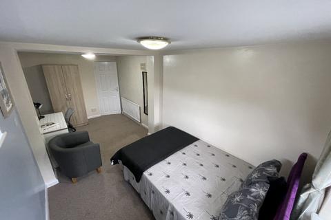 5 bedroom house share to rent - Nottingham NG9