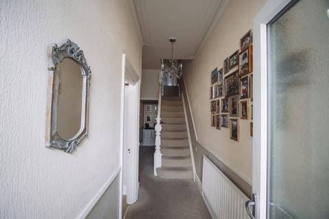 90 Broad Street, Barry, CF62 7AG