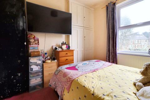 14 Dingle Road, Cwmfields, Pontypool, NP4 5LA