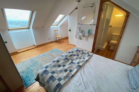 4 bedroom terraced house to rent - Coronation Terrace, Penarth CF64