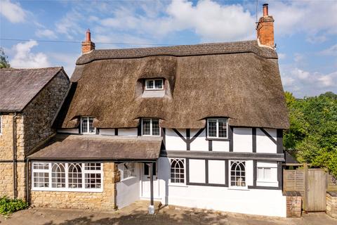 5 bedroom cottage for sale, Main Street, Shalstone, Buckinghamshire, MK18