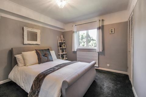 1 bedroom maisonette for sale, Vesey Close, South Farnborough, Hampshire, GU14