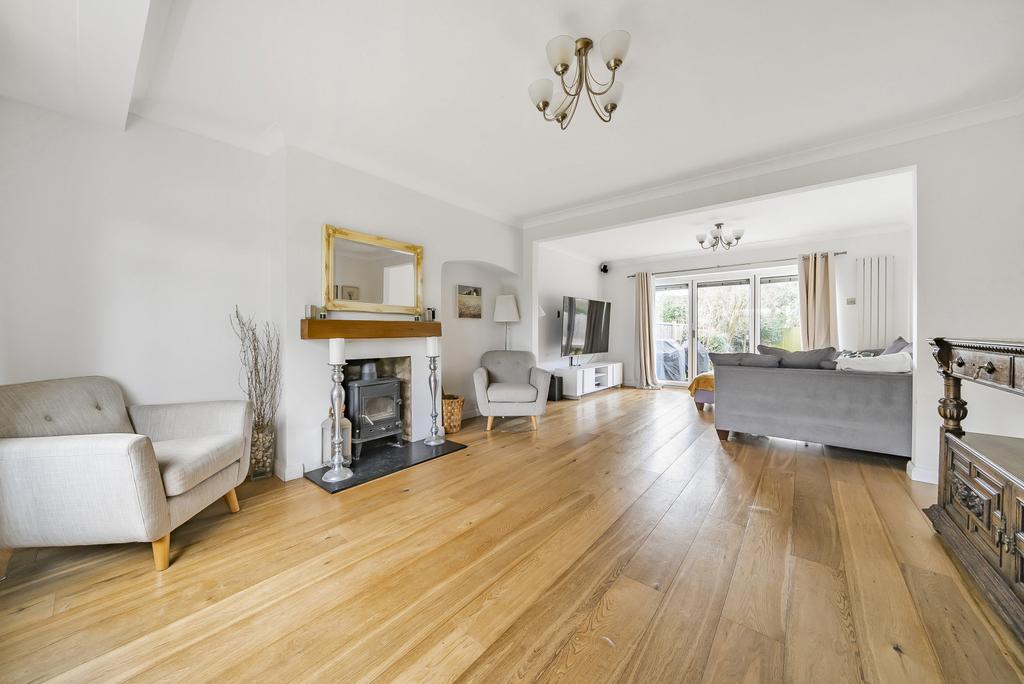 Bray Road, Cobham, KT11 5 bed semidetached house for sale £1,125,000