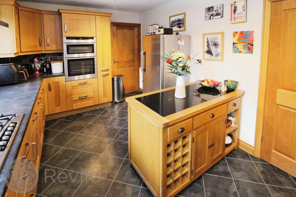 Breakfast Kitchen
