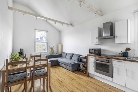 2 bedroom flat to rent, Rudloe Road, London, SW12