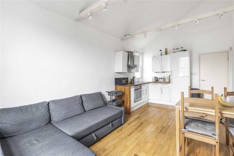 2 bedroom flat to rent, Rudloe Road, London, SW12