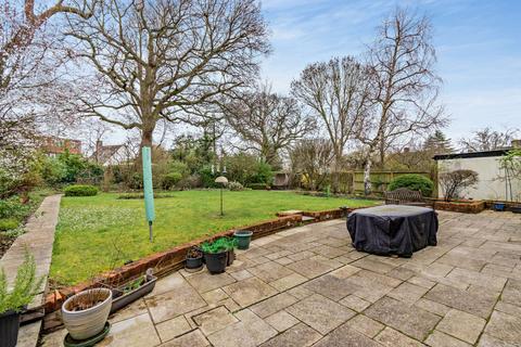 56 Murray Crescent, Pinner, HA5 3QE