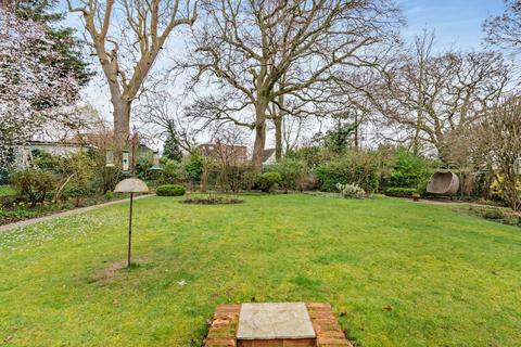 56 Murray Crescent, Pinner, HA5 3QE