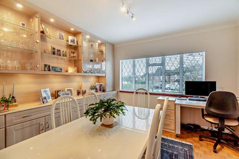 56 Murray Crescent, Pinner, HA5 3QE