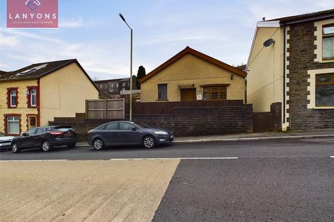 4 bedroom bungalow for sale, Ferndale Road, Tylorstown, Ferndale, Rhondda Cynon Taf, CF43