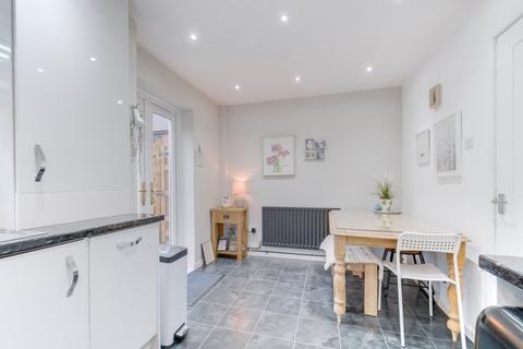 2 Glebe Road, Alvechurch, Birmingham, B48 7PS
