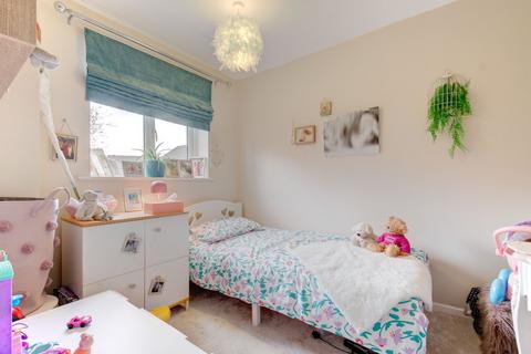 2 Glebe Road, Alvechurch, Birmingham, B48 7PS
