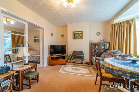 3 bedroom semi-detached house for sale, Glanwern Avenue, Newport, NP19