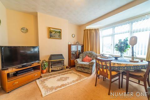 3 bedroom semi-detached house for sale, Glanwern Avenue, Newport, NP19
