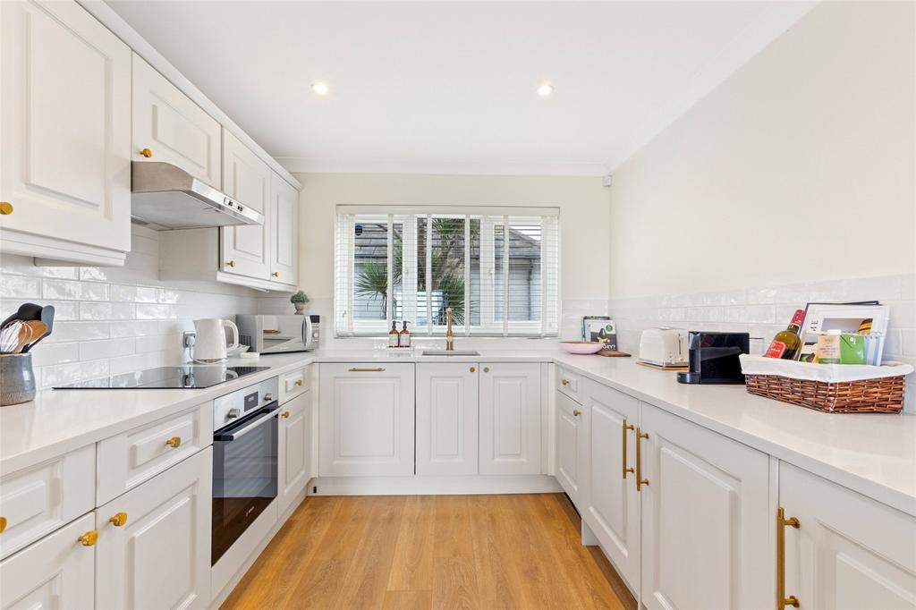 Kitchen/Dining/Recep