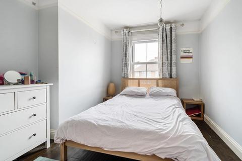 1 bedroom flat for sale - Windsor,  Berkshire,  SL4