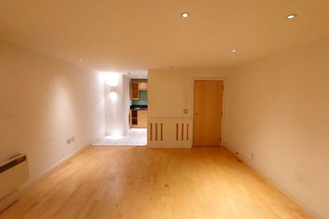 67 Holland Gardens, Brentford, TW8 0BG