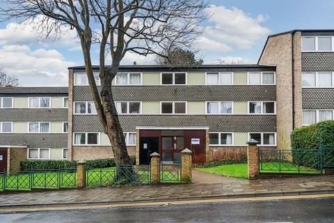 60 Augustus Road, London, SW19 6LZ