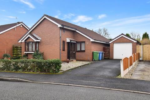 2 bedroom detached bungalow for sale, Sharon Park Close, Grappenhall, Warrington