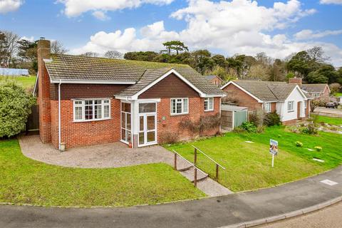 3 bedroom detached bungalow for sale - Summers Court, Freshwater, Isle of Wight