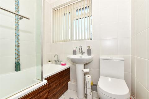 3 bedroom end of terrace house for sale - Vincent Close, Broadstairs, Kent