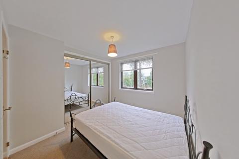 undefined, Forthview, Riverside, Stirling, FK8