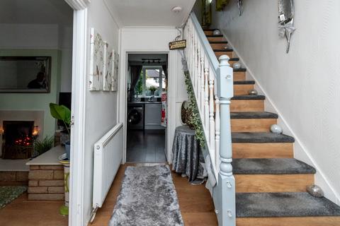 19 Canberra Square, Warrington, WA2 0DY