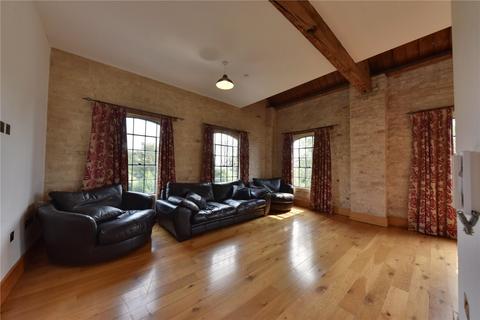 2 bedroom penthouse for sale, Mill Park Gardens, Mildenhall, Bury St. Edmunds, Suffolk, IP28