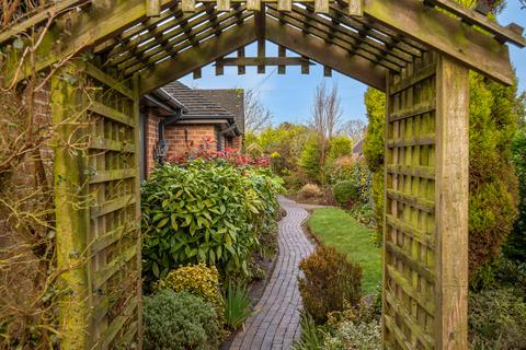 4 bedroom detached bungalow for sale, Main Street Nailstone Nuneaton, Warwickshire, CV13 0QE