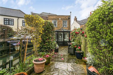 4 bedroom end of terrace house for sale, Church Street, Staines-upon-Thames, Surrey, TW18