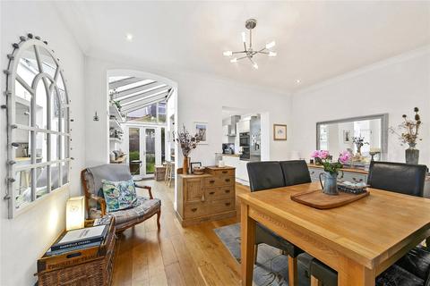 13 Stanley Gardens Road, Teddington, TW11 8SY
