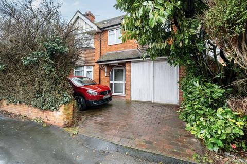Avondale Barrack Path, Woking, GU21 8UA
