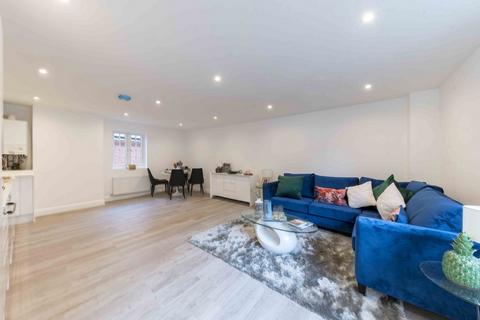 2 bedroom flat for sale, Shenley Road, Borehamwood WD6