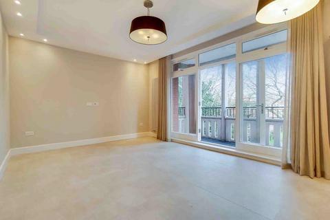 4 bedroom apartment to rent, Fitzjohns Avenue, London NW3